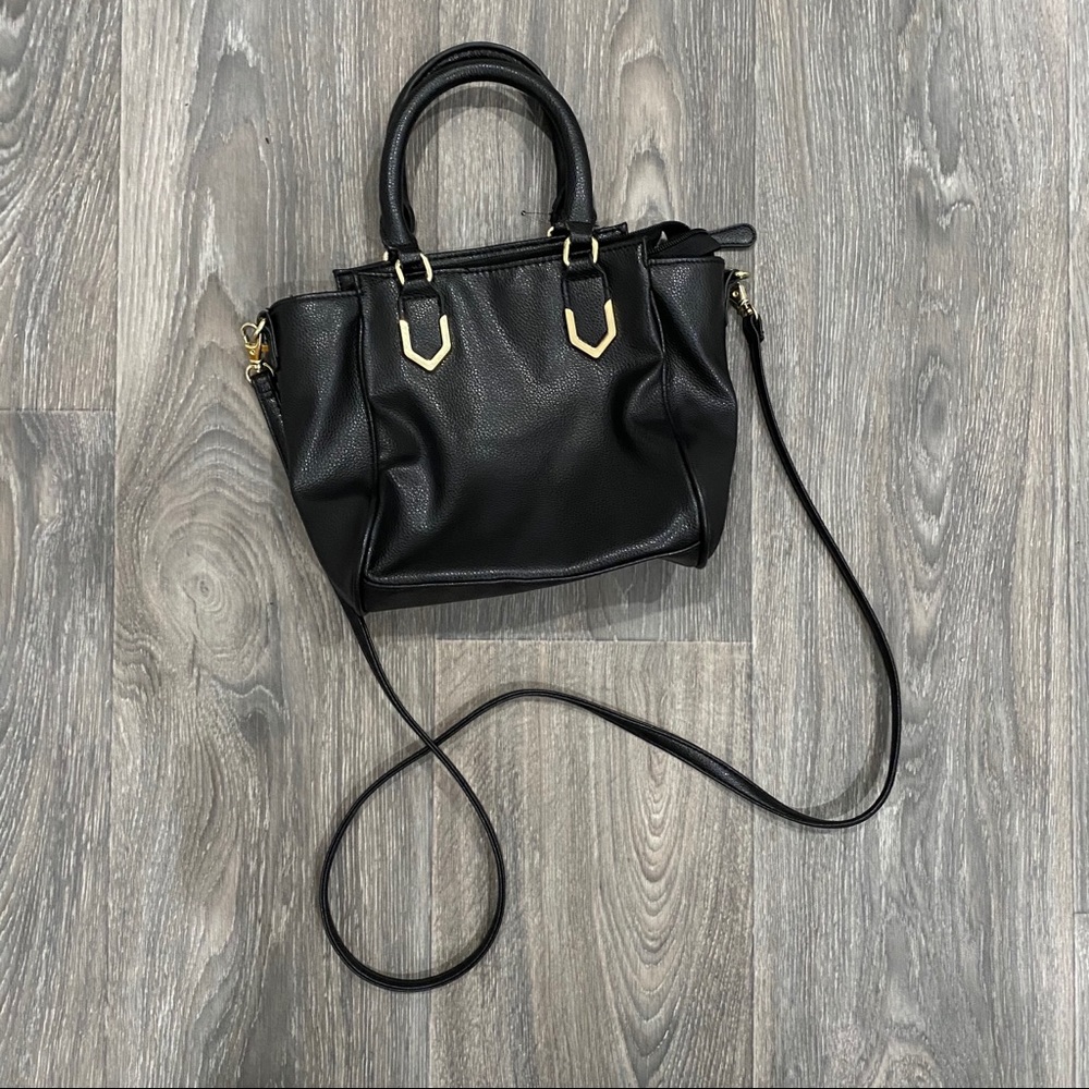 Black and Gold Trapezoidal Purse